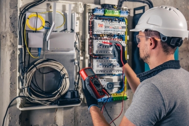 Expert Electrical Repair: Ensuring Safety & Efficiency